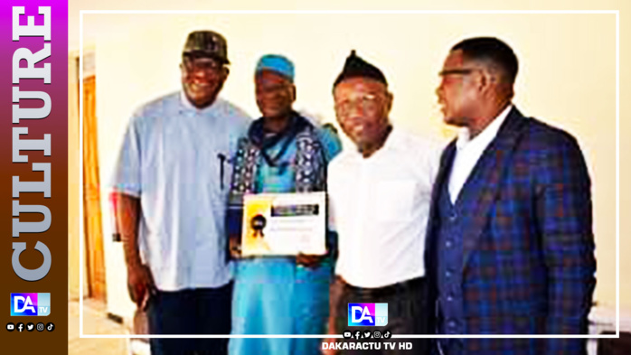 KOLDA : Idrissa Sow "Gorkodjo" remporte le Grand Prix Africain de Poésie KOLDA : Idrissa Sow "Gorkodjo" remporte le Grand Prix Africain de Poésie