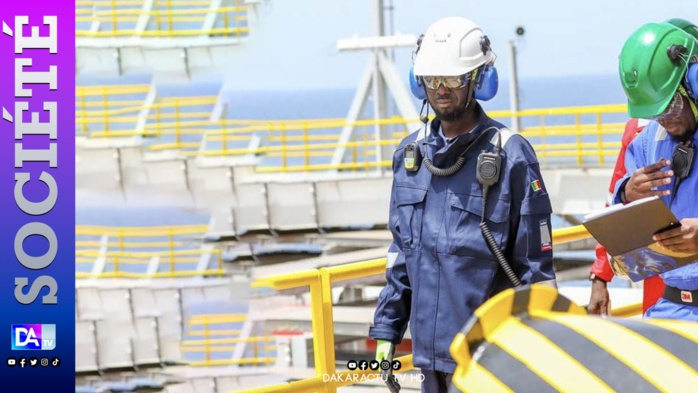 Exploitation de Pétrole au Sénégal : Le PR BDF en déplacement sur la plateforme Sangomar Exploitation de Pétrole au Sénégal : Le PR BDF en déplacement sur la plateforme Sangomar