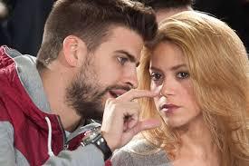 Shakira : Gérard Piqué s'amuse à lui tirer dessus !