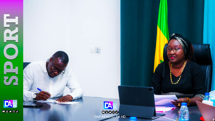 JO 2024 : Le ministre des sports octroie une prime exceptionnelle de 11,3 millions de FCFA à chacun des 11 athlètes sénégalais JO 2024 : Le ministre des sports octroie une prime exceptionnelle de 11,3 millions de FCFA à chacun des 11 athlètes sénégalais