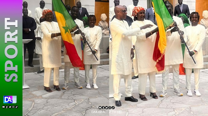JO 2024 : Les athlètes sénégalais ont reçu le drapeau national des mains du ministre des sports JO 2024 : Les athlètes sénégalais ont reçu le drapeau national des mains du ministre des sports
