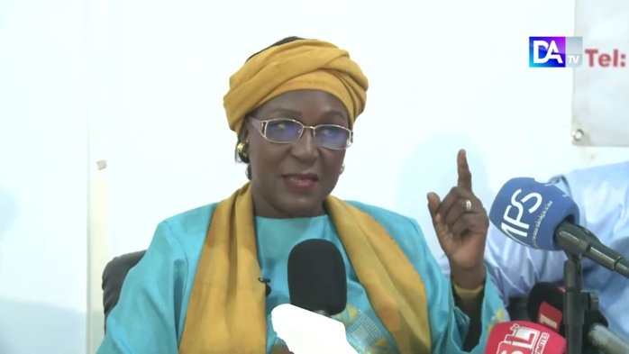Le CSDH exprime son inquiétude face à la détention de 70 sénégalais en Tunisie Le CSDH exprime son inquiétude face à la détention de 70 sénégalais en Tunisie