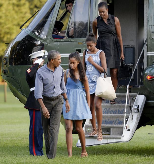 Finies les vacances pour les Obama, Sacha et Malia dégoûtées !