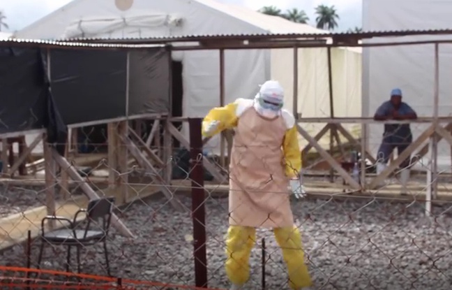 Sierra Leone: Ils célèbrent en dansant et chantant la sortie de leur dernière patiente atteinte d'Ebola