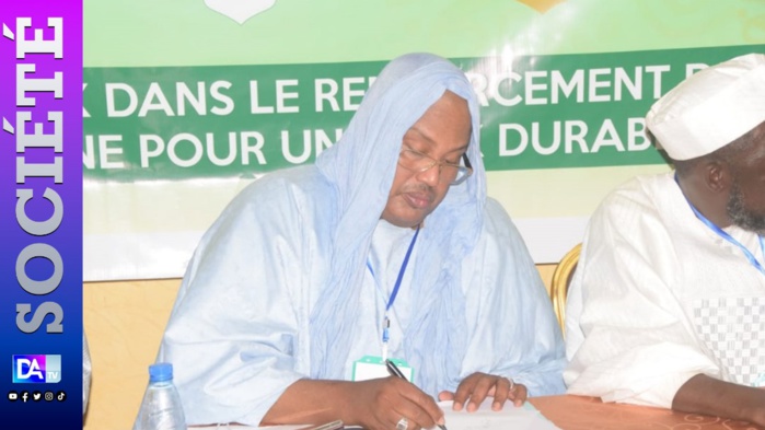 Débat sur le port du voile : Le "Forum Islamique Pour la Paix" exhorte les uns et les autres à la retenue et à la responsabilité Débat sur le port du voile : Le "Forum Islamique Pour la Paix" exhorte les uns et les autres à la retenue et à la responsabilité