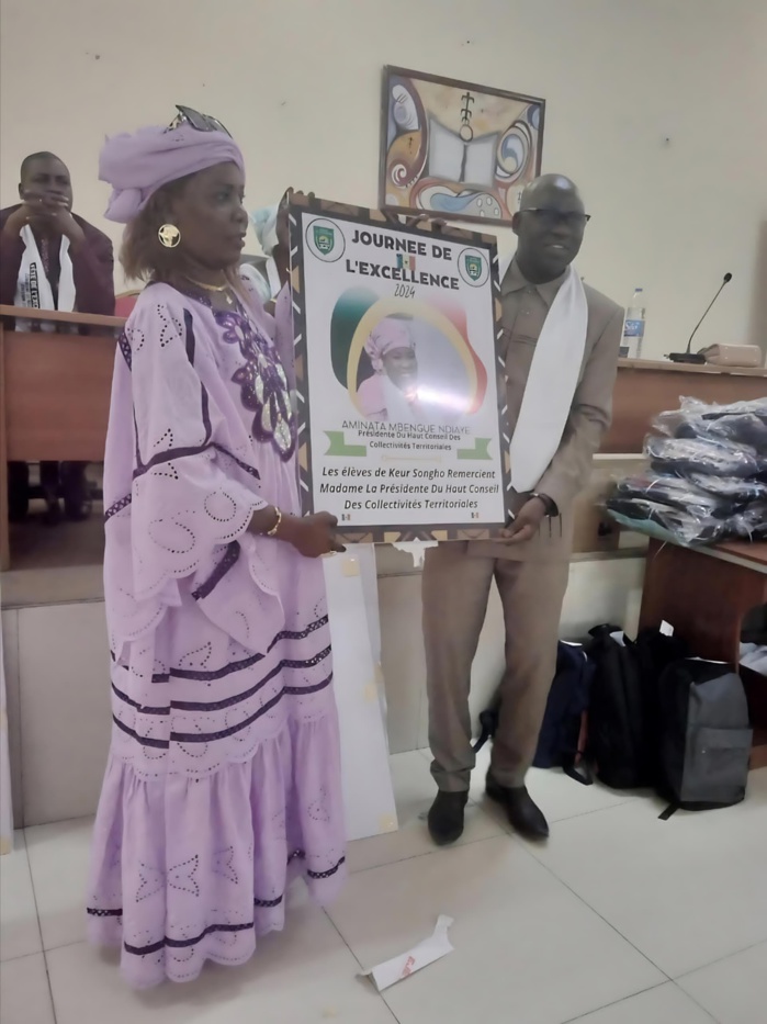Journée de l'excellence à Ngoundiane ( images). Journée de l'excellence à Ngoundiane ( images).