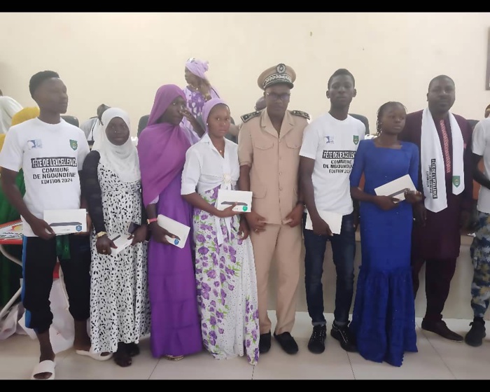 Journée de l'excellence à Ngoundiane ( images). Journée de l'excellence à Ngoundiane ( images).