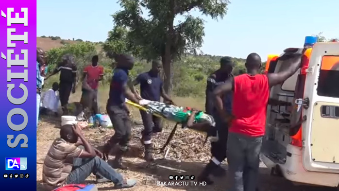 ACCIDENT - 06 morts décomptés à 16 h 20 entre Ndoulo et Khouru Mbacké … Un camion et un minicar se sont heurtés de plein fouet ACCIDENT - 06 morts décomptés à 16 h 20 entre Ndoulo et Khouru Mbacké … Un camion et un minicar se sont heurtés de plein fouet