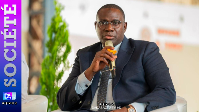 Grève des travailleurs des collectivités territoriales : Moussa Bala Fofana avertit, le syndicat en porte à faux maintien son mot d’ordre Grève des travailleurs des collectivités territoriales : Moussa Bala Fofana avertit, le syndicat en porte à faux maintien son mot d’ordre