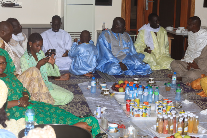 Grand Magal 2024 / GOUY MBIND : arrêt sur image des Hôtes de Serigne Bass Khadim Awa Ba et épouse. ( IMAGES Grand Magal 2024 / GOUY MBIND : arrêt sur image des Hôtes de Serigne Bass Khadim Awa Ba et épouse. ( IMAGES