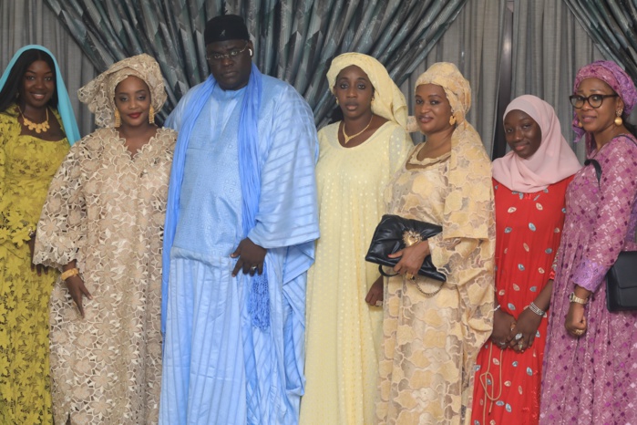 Grand Magal 2024 / GOUY MBIND : arrêt sur image des Hôtes de Serigne Bass Khadim Awa Ba et épouse. ( IMAGES Grand Magal 2024 / GOUY MBIND : arrêt sur image des Hôtes de Serigne Bass Khadim Awa Ba et épouse. ( IMAGES