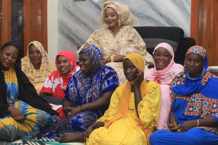 Grand Magal 2024: arrêt sur image des Hôtes de Serigne Bassirou Khadim Awa Ba et épouse. Grand Magal 2024: arrêt sur image des Hôtes de Serigne Bassirou Khadim Awa Ba et épouse.