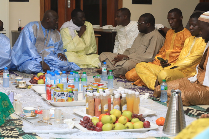 Grand Magal 2024: arrêt sur image des Hôtes de Serigne Bassirou Khadim Awa Ba et épouse. Grand Magal 2024: arrêt sur image des Hôtes de Serigne Bassirou Khadim Awa Ba et épouse.