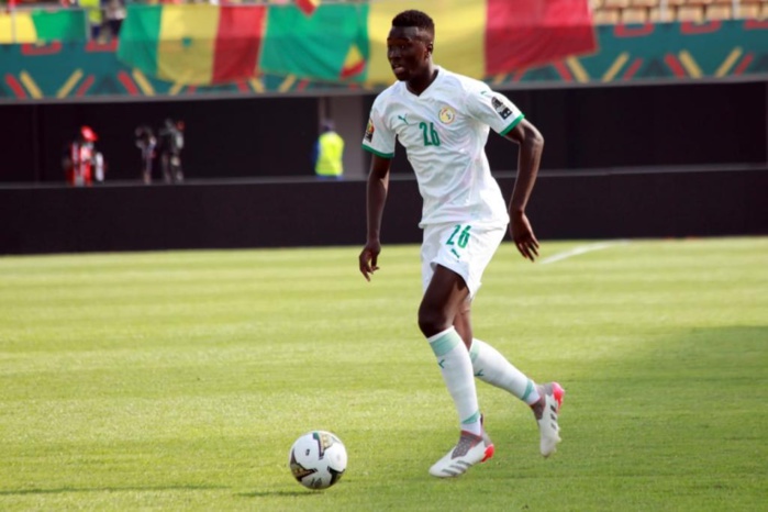 Sénégal vs Burkina : Qui sera « sacrifié » au milieu entre le vétéran Gana et les jeunes cracks Pape Gueye, Lamine Camara et PMS ? Sénégal vs Burkina : Qui sera « sacrifié » au milieu entre le vétéran Gana et les jeunes cracks Pape Gueye, Lamine Camara et PMS ?