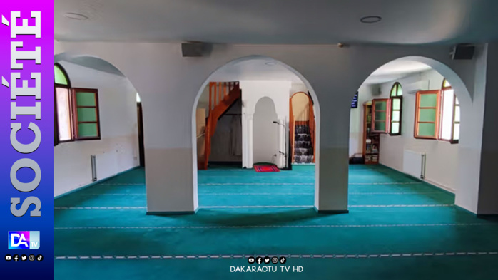 Hamo-Tefess (Guediawaye) : Deux Imams à couteaux tirés pour diriger la prière du vendredi, le préfet ordonne la fermeture de la mosquée Hamo-Tefess (Guediawaye) : Deux Imams à couteaux tirés pour diriger la prière du vendredi, le préfet ordonne la fermeture de la mosquée