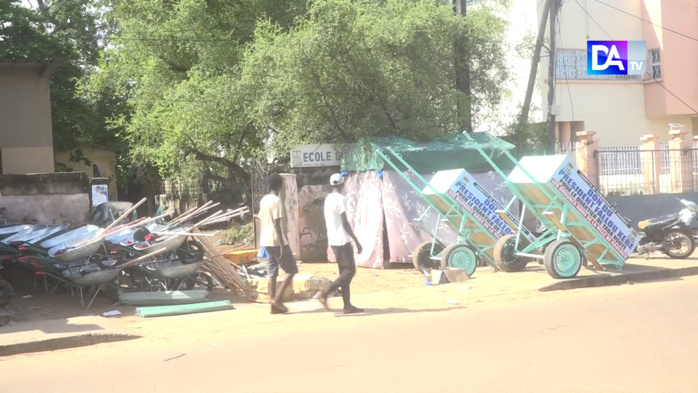 Kaolack : Fallou Kébé lance son projet de ramassage d’ordures et offre deux charrettes à son quartier Taba Ngoye Kaolack : Fallou Kébé lance son projet de ramassage d’ordures et offre deux charrettes à son quartier Taba Ngoye