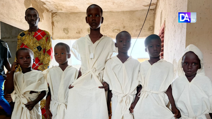 Kaolack : Le Dg du COUD Ndéné Mbodji prend en charge les frais de circoncisions de 60 jeunes Kaolack : Le Dg du COUD Ndéné Mbodji prend en charge les frais de circoncisions de 60 jeunes