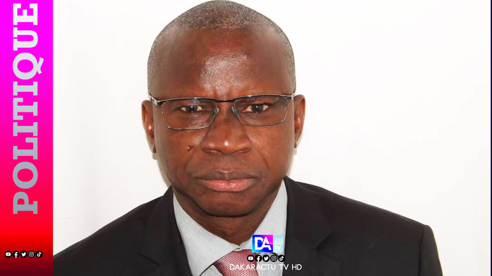 Le maire de Thiomby, Alexandre Ngom et son mouvement DOOLEL TAXAWU ASKAN WI soutiennent le nouveau régime. Le maire de Thiomby, Alexandre Ngom et son mouvement DOOLEL TAXAWU ASKAN WI soutiennent le nouveau régime.