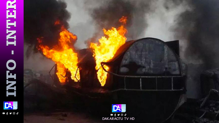 Nigeria: plus de 140 morts dans l'explosion d'un camion-citerne Nigeria: plus de 140 morts dans l'explosion d'un camion-citerne