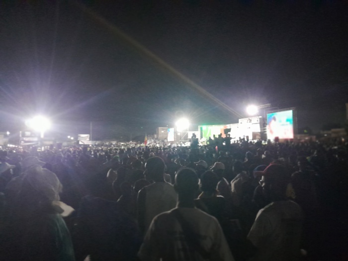 Législatives2024 / Giga meeting à Kaolack : Une vague de militants impatients de voir leur leader Sonko Législatives2024 / Giga meeting à Kaolack : Une vague de militants impatients de voir leur leader Sonko