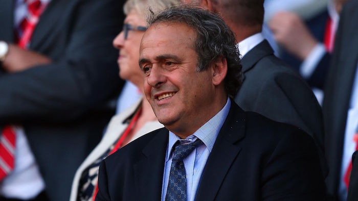 Malgré la tourmente, l'UEFA fait front derrière Platini