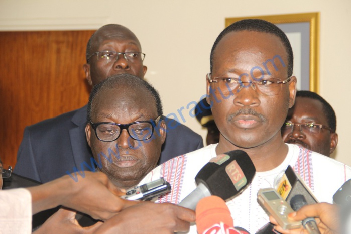 Colonel Zida au Sénégal : "Le Général Diendéré doit répondre de ses actes devant la justice!" Colonel Zida au Sénégal : "Le Général Diendéré doit répondre de ses actes devant la justice!"