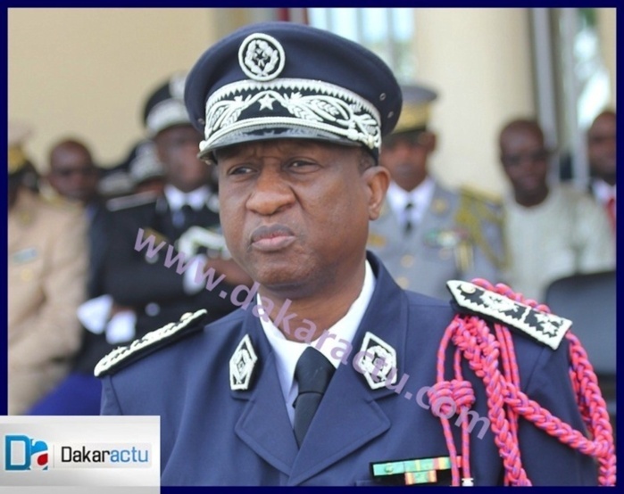 Nomination de deux inspecteurs généraux de police : Macky Sall élève Abdoulaye Niang et Oumar Maal au sommet