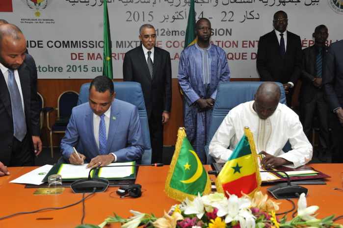 Les images de la clôture de la 12ème session de la Grande Commission mixte de coopération et la signature des accords entre le Sénégal et la Mauritanie Les images de la clôture de la 12ème session de la Grande Commission mixte de coopération et la signature des accords entre le Sénégal et la Mauritanie