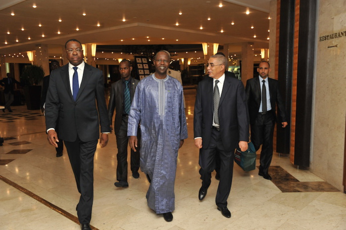 Les images de la clôture de la 12ème session de la Grande Commission mixte de coopération et la signature des accords entre le Sénégal et la Mauritanie Les images de la clôture de la 12ème session de la Grande Commission mixte de coopération et la signature des accords entre le Sénégal et la Mauritanie