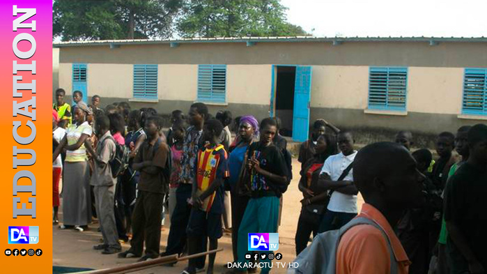 Cabrousse : une parente d’élève gifle un enseignant, ses collègues en colère décrètent 48h de grève Cabrousse : une parente d’élève gifle un enseignant, ses collègues en colère décrètent 48h de grève