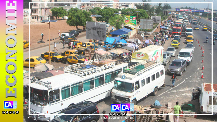 Communication et Transports : Des secteurs en repli Communication et Transports : Des secteurs en repli