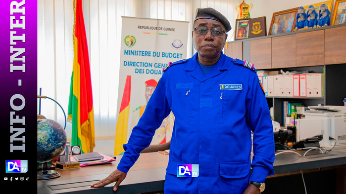 Guinée: 11 douaniers, dont le directeur général et son adjoint, inculpés pour détournement de fonds Guinée: 11 douaniers, dont le directeur général et son adjoint, inculpés pour détournement de fonds