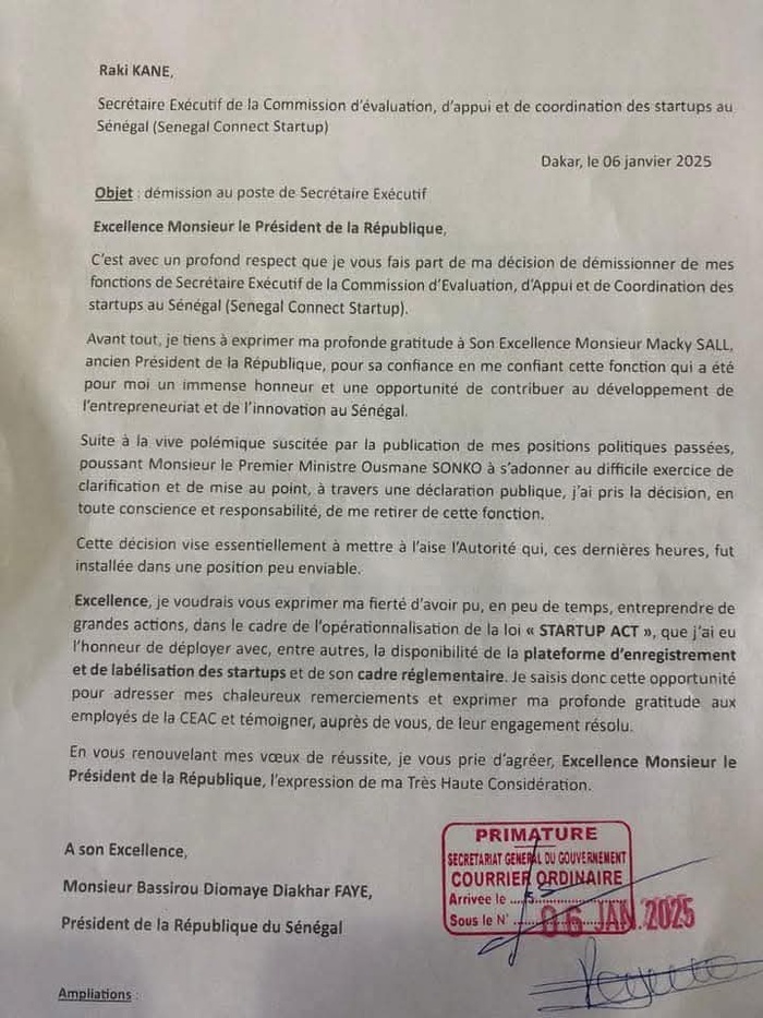 Vague d’indignation contre son maintien à son poste: Raki KANE cède à la pression des « patriotes » et présente sa démission Vague d’indignation contre son maintien à son poste: Raki KANE cède à la pression des « patriotes » et présente sa démission