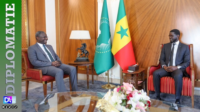 Présidence : Le chef de l’État, Bassirou Diomaye Faye, a reçu le président de la commission de l’UEMOA, Abdoulaye Diop Présidence : Le chef de l’État, Bassirou Diomaye Faye, a reçu le président de la commission de l’UEMOA, Abdoulaye Diop