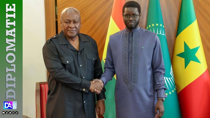 Bassirou Diomaye Faye reçoit son homologue John Dramani Mahama: consolider la paix et la stabilité au Sahel et au sein de la CEDEAO au cœur des échanges Bassirou Diomaye Faye reçoit son homologue John Dramani Mahama: consolider la paix et la stabilité au Sahel et au sein de la CEDEAO au cœur des échanges