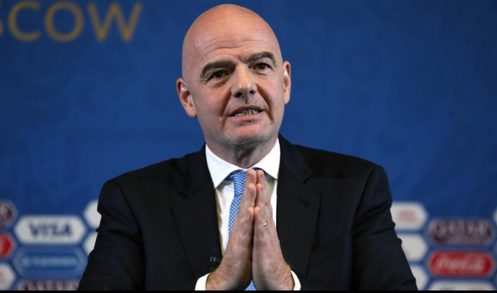 Le patron de la FIFA Gianni Infantino présent à la cérémonie d'investiture de Trump
