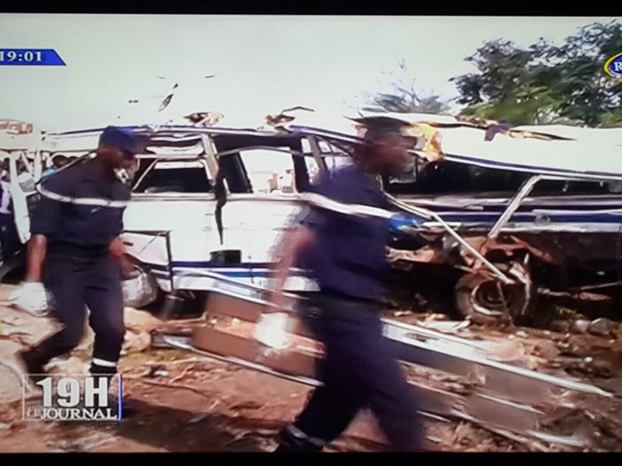 MARISTES : Une collision entre un bus Tata et un Ndiaga Ndiaye fait un mort et une cinquantaine de blessés