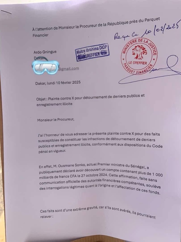 Après l'appel du chroniqueur Badara Gadiaga à saisir la justice sur l'affaire des 1.000 milliards : l'activiste Ardo Gningue répond et dépose une plainte contre X Après l'appel du chroniqueur Badara Gadiaga à saisir la justice sur l'affaire des 1.000 milliards : l'activiste Ardo Gningue répond et dépose une plainte contre X