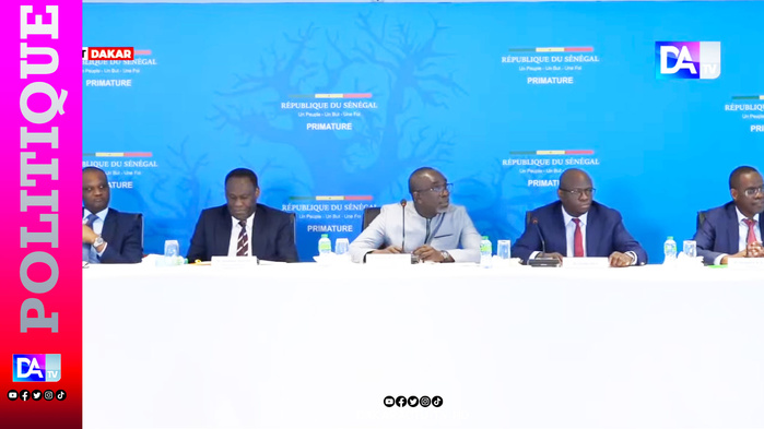 Incident à la Primature : Une coupure d’électricité suspend la conférence de presse du gouvernement Incident à la Primature : Une coupure d’électricité suspend la conférence de presse du gouvernement