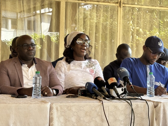 Pension de réversion aux familles veuves des enseignants-chercheurs : la section SAES UCAD s’indigne de l’indifférence du MESRI qu’elle accuse de « manœuvres dilatoires » Pension de réversion aux familles veuves des enseignants-chercheurs : la section SAES UCAD s’indigne de l’indifférence du MESRI qu’elle accuse de « manœuvres dilatoires »