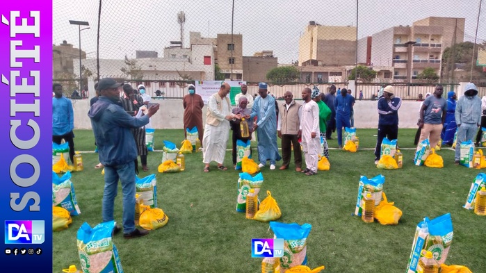 Cérémonie de remise de dons pour le ramadan : l’ONG Direct Society soulage 700 ménages avec des kits alimentaires Cérémonie de remise de dons pour le ramadan : l’ONG Direct Society soulage 700 ménages avec des kits alimentaires
