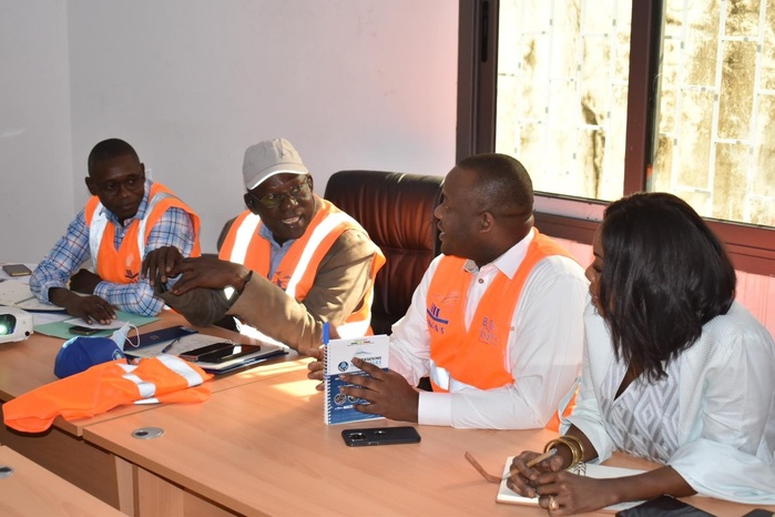 Ziguinchor : le DG de l’ONAS, Séni DIENE, engage l’entreprise à parachever la construction des ouvrages d’assainissement Ziguinchor : le DG de l’ONAS, Séni DIENE, engage l’entreprise à parachever la construction des ouvrages d’assainissement