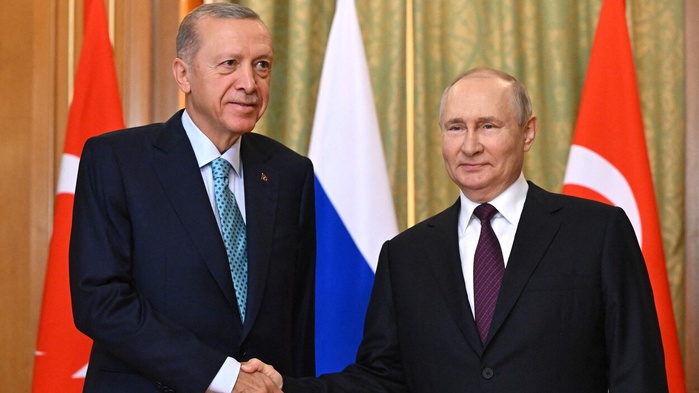 Ukraine: Poutine et Erdogan ont échangé sur la perspective d'un accord sur la mer Noire (Kremlin) Ukraine: Poutine et Erdogan ont échangé sur la perspective d'un accord sur la mer Noire (Kremlin)