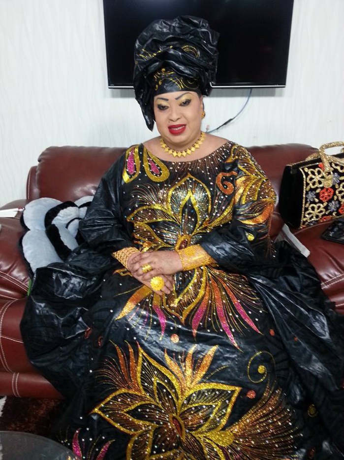 Déguène Chimère pique une crise de folie et son émission annulée (People.sn) Déguène Chimère pique une crise de folie et son émission annulée (People.sn)