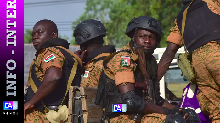 Burkina: « plusieurs dizaines » de soldats et de supplétifs civils tués dans une attaque dans l’est (sources locales et sécuritaires) Burkina: « plusieurs dizaines » de soldats et de supplétifs civils tués dans une attaque dans l’est (sources locales et sécuritaires)