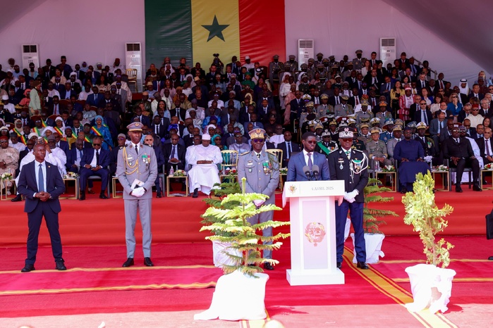 Fête de l’indépendance: Le président BDF salue l'excellence du défilé du 4 Avril et appelle « à faire face aux menaces » Fête de l’indépendance: Le président BDF salue l'excellence du défilé du 4 Avril et appelle « à faire face aux menaces »