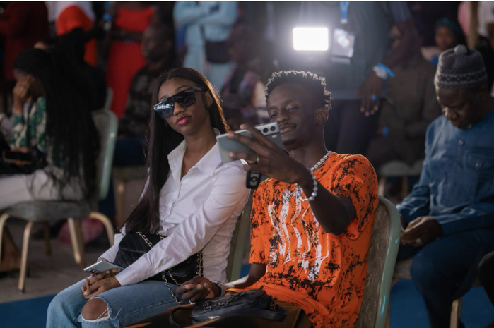 TECNO lance la série CAMON40 au Sénégal à la Place du Souvenir TECNO lance la série CAMON40 au Sénégal à la Place du Souvenir