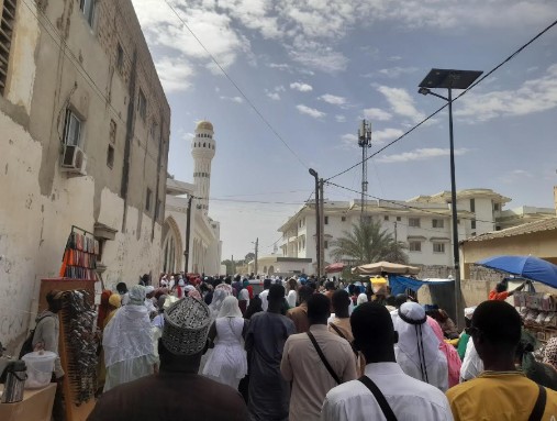 Tivaouane : La Ziarra générale bat son plein, les fidèles répondent à l’appel Tivaouane : La Ziarra générale bat son plein, les fidèles répondent à l’appel