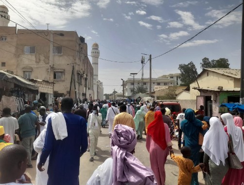 Tivaouane : La Ziarra générale bat son plein, les fidèles répondent à l'appel Tivaouane : La Ziarra générale bat son plein, les fidèles répondent à l'appel