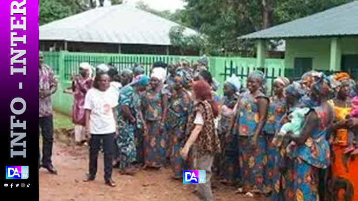 Bissau: des femmes en colère incendient un site de zircon exploité par des Chinois Bissau: des femmes en colère incendient un site de zircon exploité par des Chinois